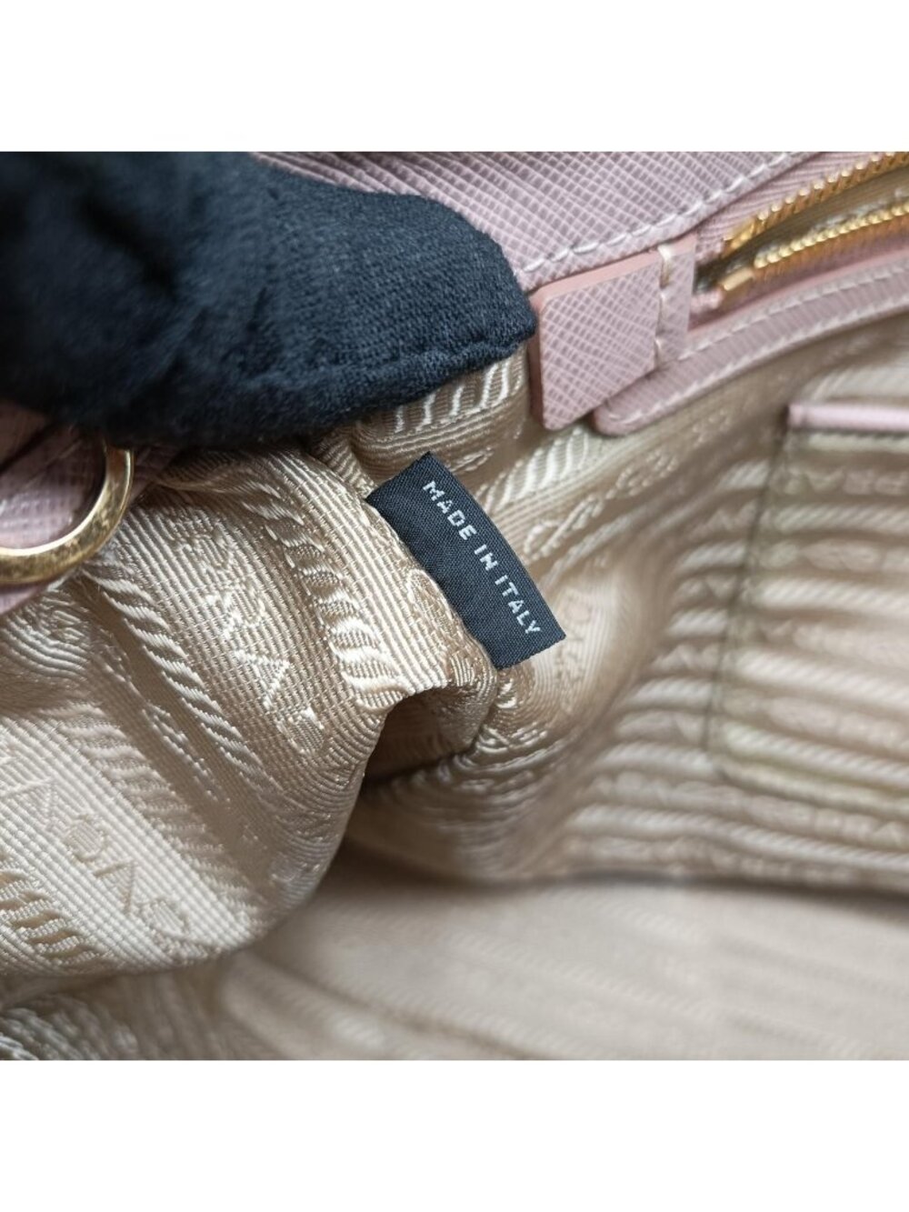 Prada Galleria Pink Saffiano Leather 31 Shoulder - Picture 11 of 15